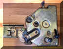 VW_T25_T3_252843653D_Sliidng_door_lock_mechanism__1.JPG (445561 bytes)