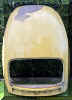 VW_Beetle_Roof_body_cut_1303_yellow_bug_dub_love_25.JPG (367680 bytes)