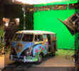 hippy vw mini van green screen lighting.jpg (117130 bytes)