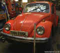 1972 VW Beetle Restoration front brakes.jpg (209175 bytes)