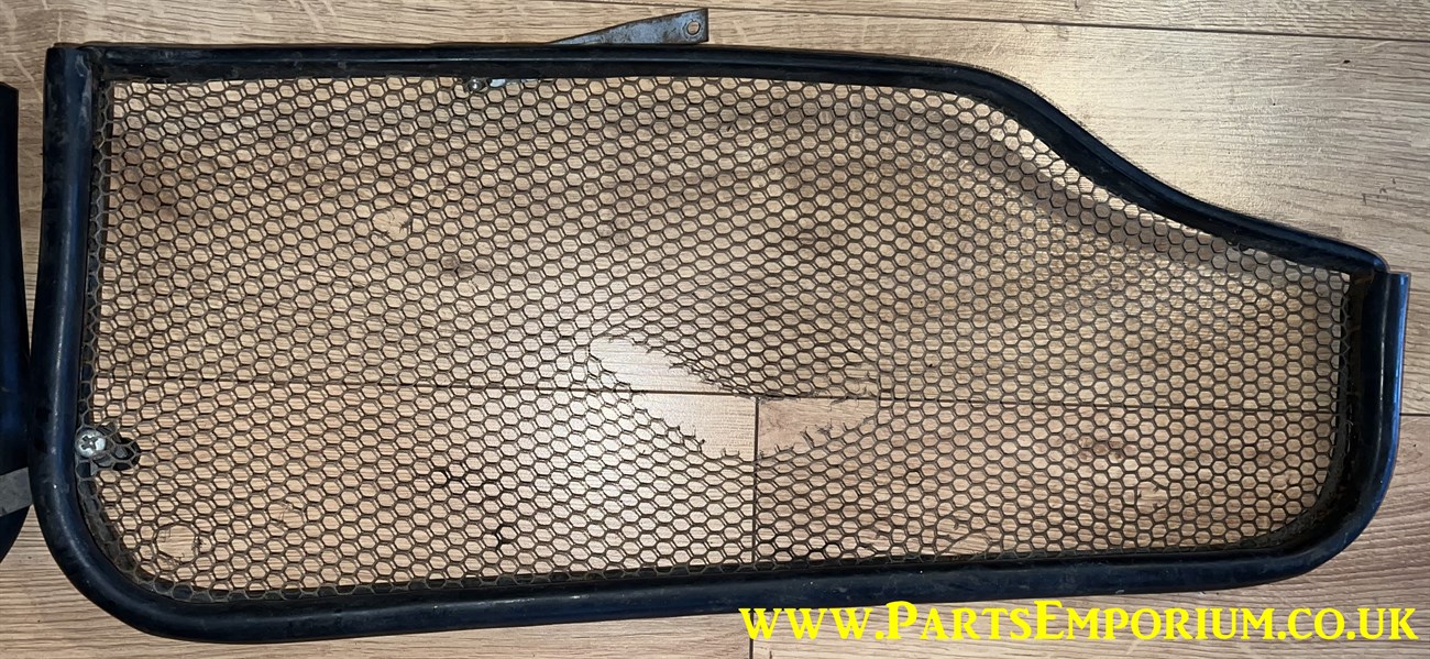 bay window Cab Parcel Shelves - Image 12