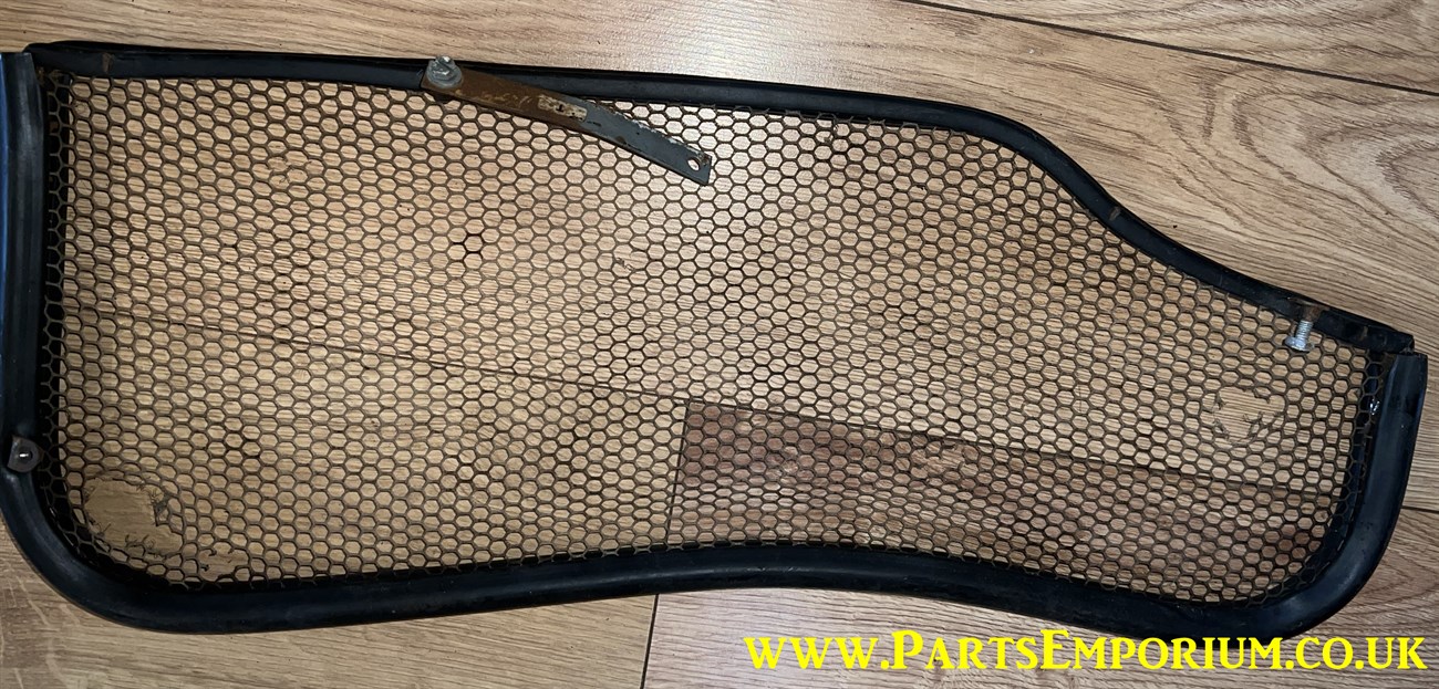 bay window Cab Parcel Shelves - Image 6