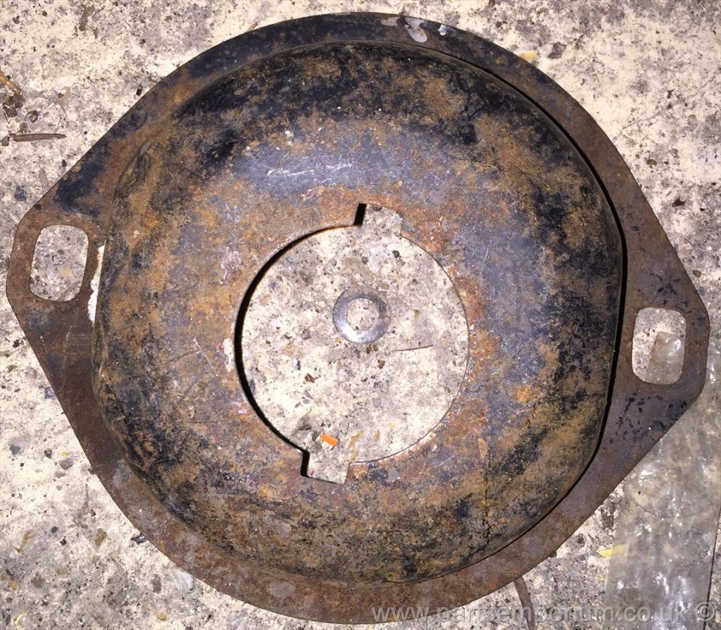 Bay window Steering column base plate – Parts Emporium
