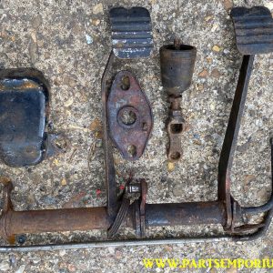 Beetle Pedal Kit DD  RHD