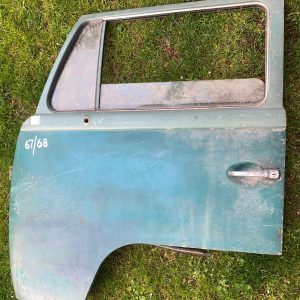 Early bay 1967 / 1968 only cab door