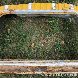 Engine hatch body cut