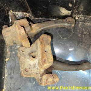 Late 1303 Drum Brake stub axles