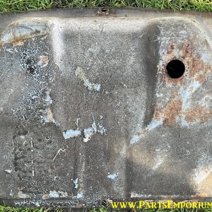 Late bay under pedal Tin