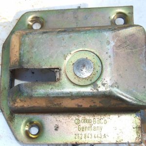 T25 252843443A sliding hold