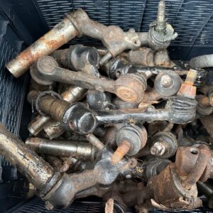 Bay window front axle trailing arms