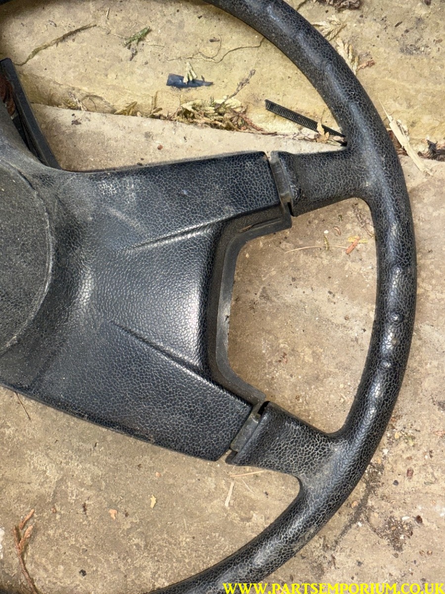 Late 70s Beetle Steering wheel small spline - Image 15