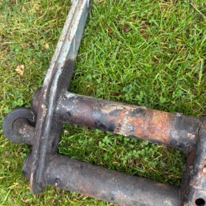 VW Beetle front axle beam king and link pin