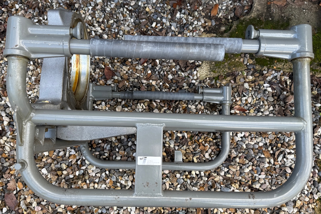 VW stationary engine industrial engine stand - Image 23