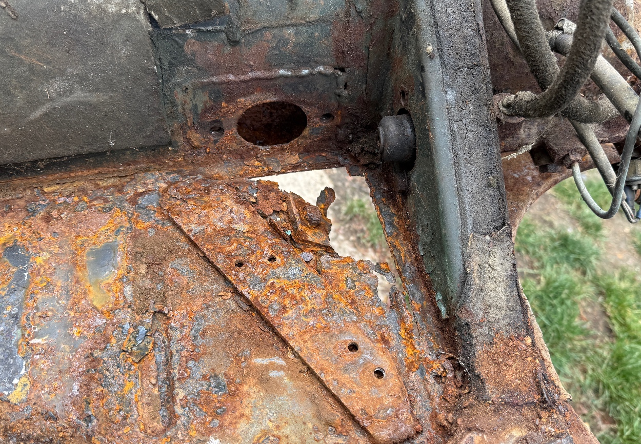 VW Beetle Chassis - 1973 1303 L reg - Image 7