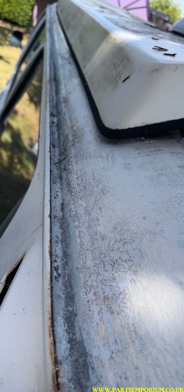 Rusty VW Bay window T2 Camper project / spares or repairs - pop top bus cheap Bay - Image 37