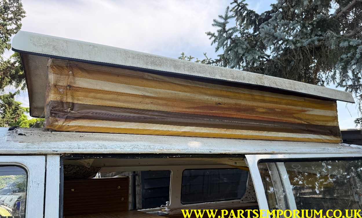 Rusty VW Bay window T2 Camper project / spares or repairs - pop top bus cheap Bay - Image 34
