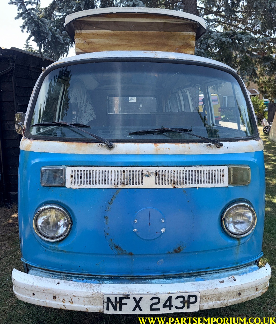 Rusty VW Bay window T2 Camper project / spares or repairs - pop top bus cheap Bay - Image 4