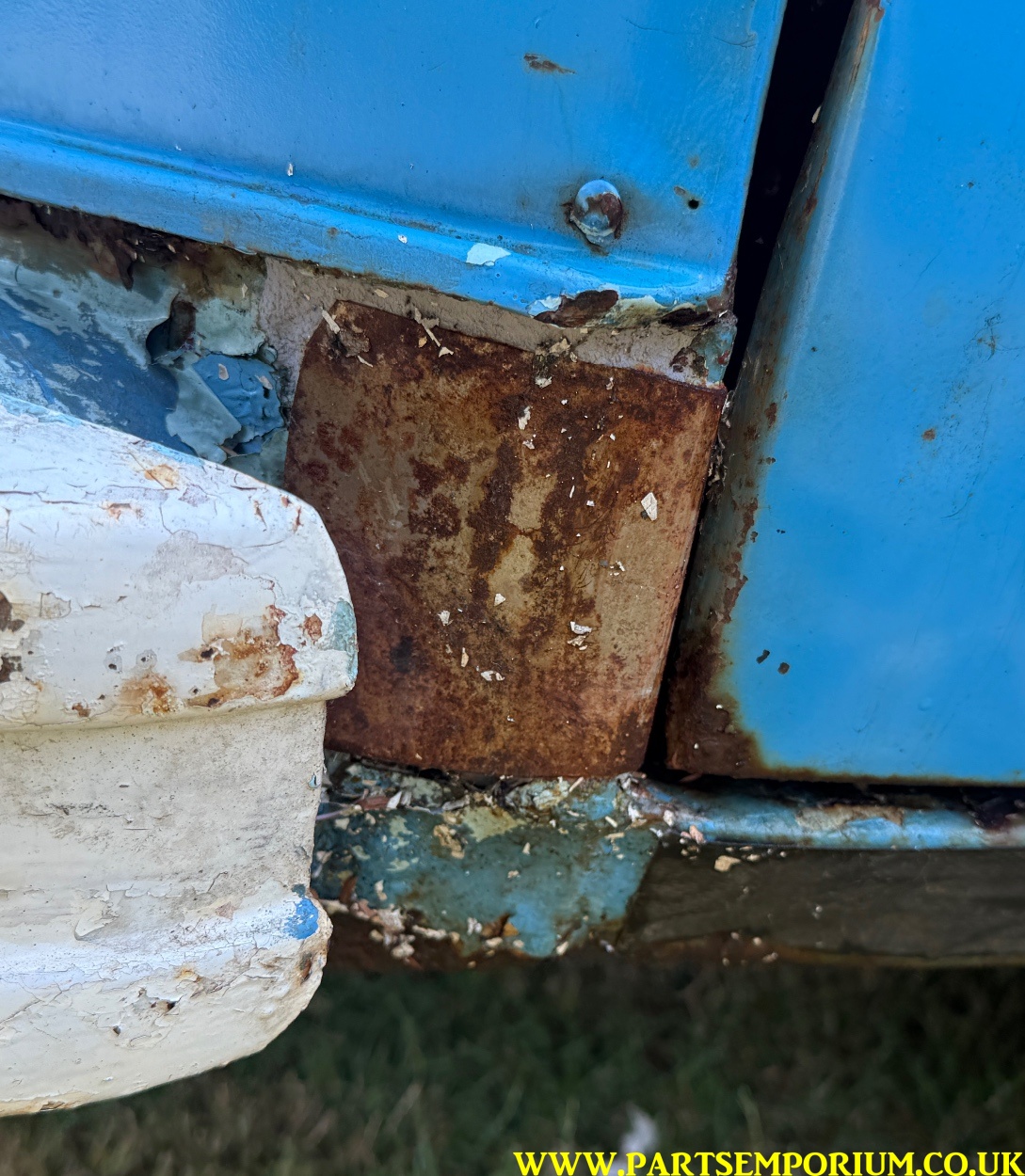 Rusty VW Bay window T2 Camper project / spares or repairs - pop top bus cheap Bay - Image 29