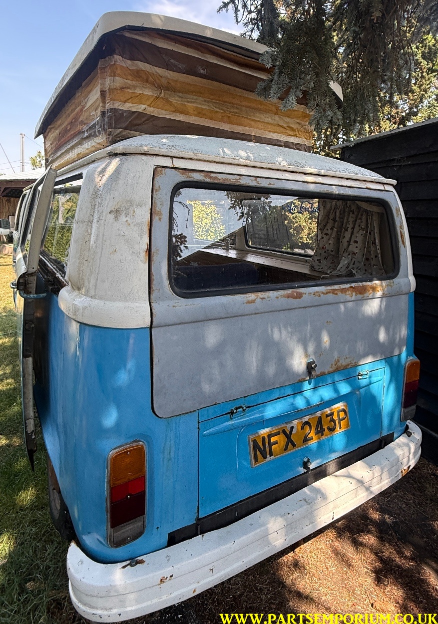 Rusty VW Bay window T2 Camper project / spares or repairs - pop top bus cheap Bay - Image 8