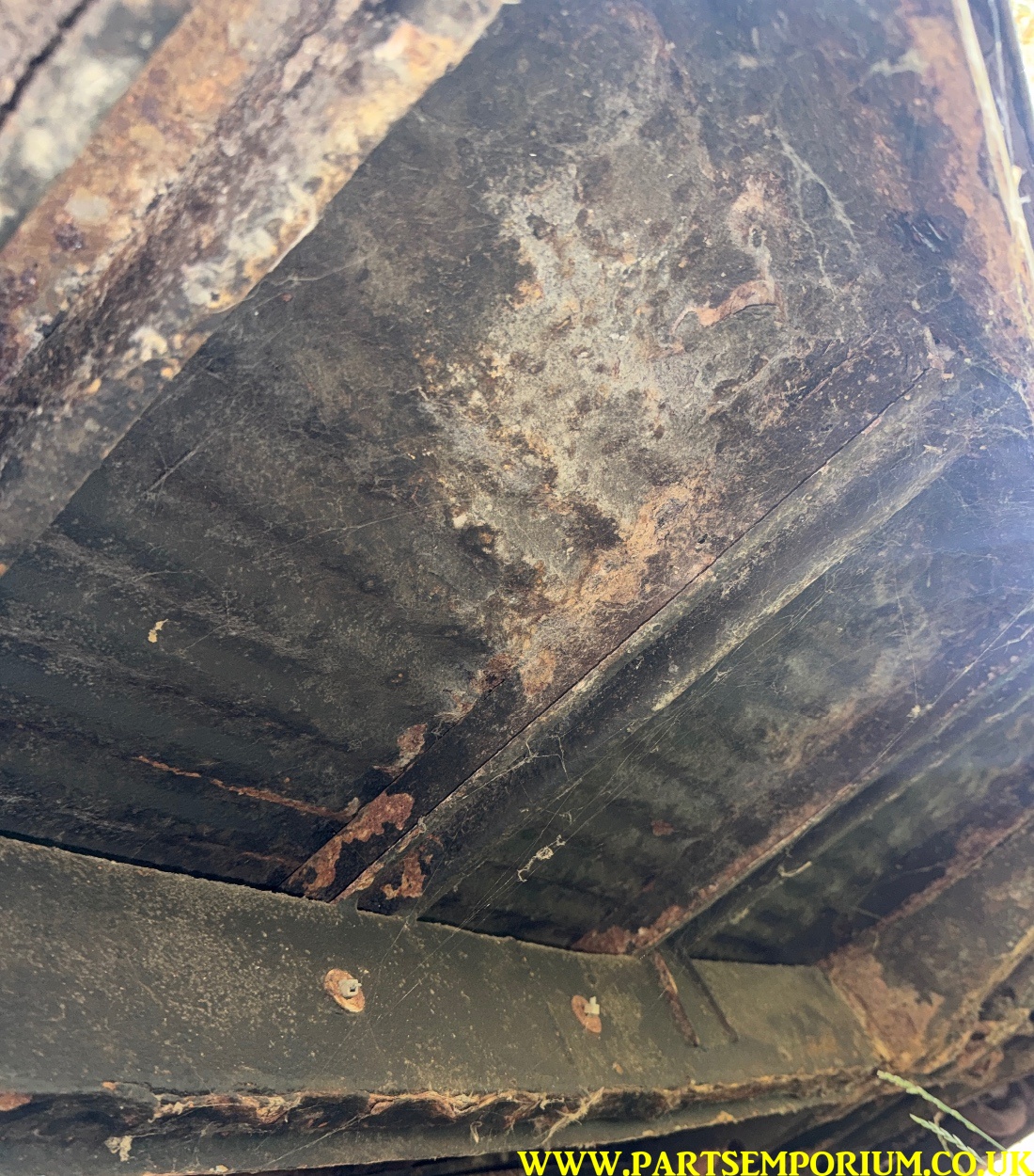 Rusty VW Bay window T2 Camper project / spares or repairs - pop top bus cheap Bay - Image 72