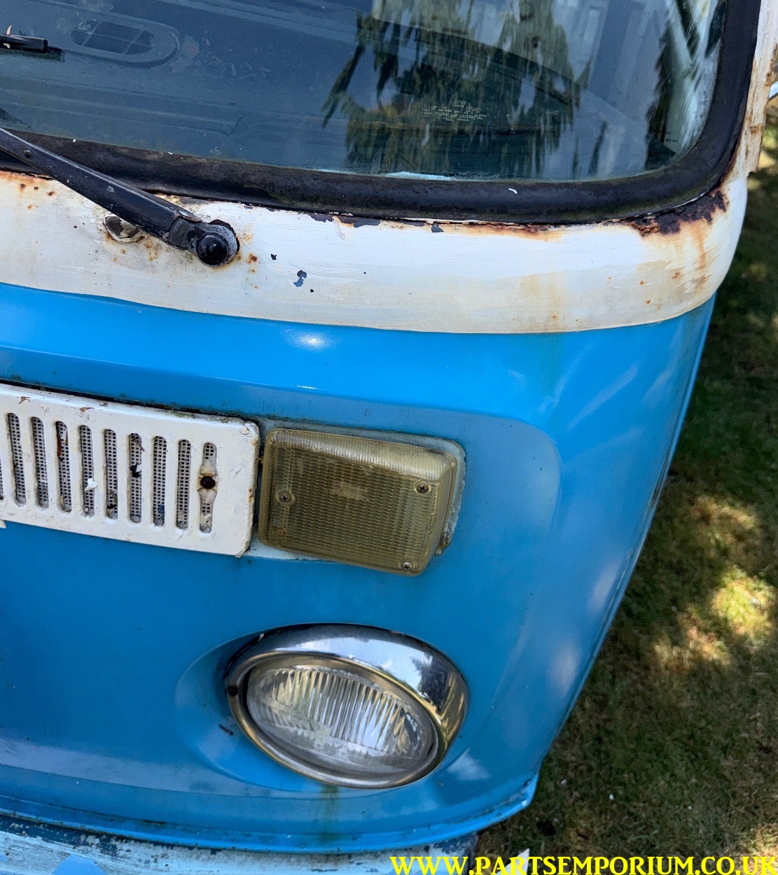 Rusty VW Bay window T2 Camper project / spares or repairs - pop top bus cheap Bay - Image 69