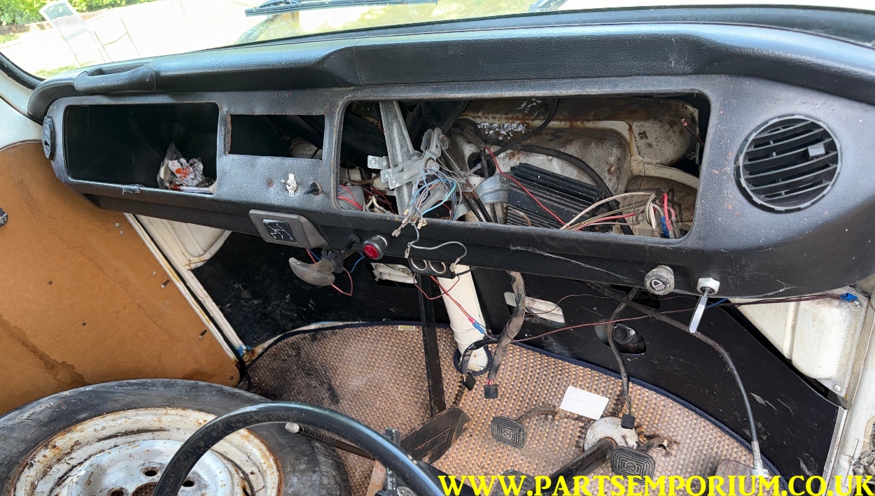 Rusty VW Bay window T2 Camper project / spares or repairs - pop top bus cheap Bay - Image 64