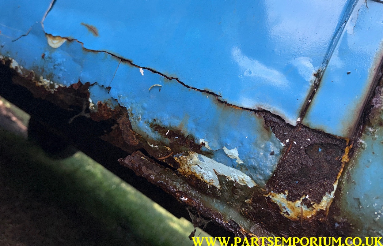 Rusty VW Bay window T2 Camper project / spares or repairs - pop top bus cheap Bay - Image 52