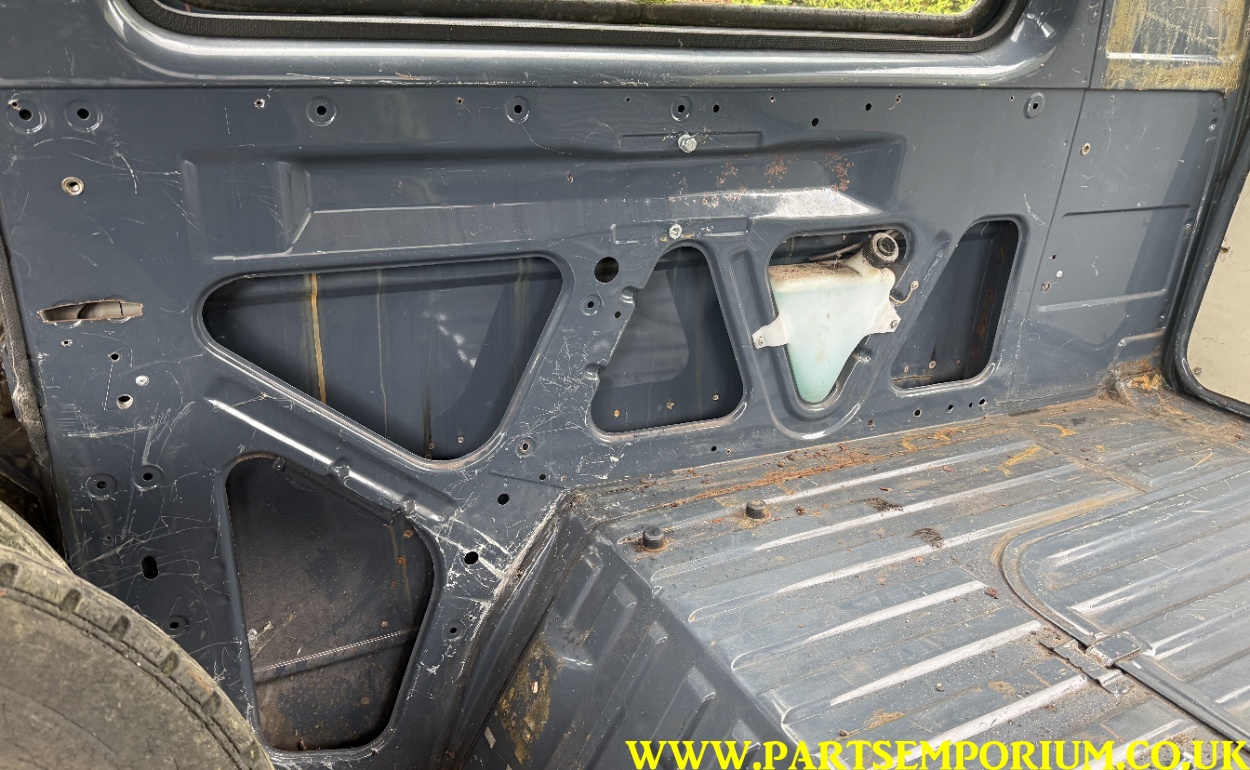 VW T25 T3 Project for Sale 1989 Petrol 1915cc - Spares or Repairs? - Image 9