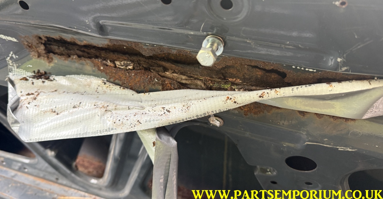 VW T25 T3 Project for Sale 1989 Petrol 1915cc - Spares or Repairs? - Image 7