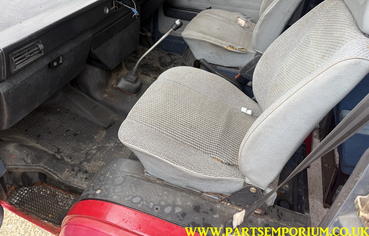 VW T25 T3 Project for Sale 1989 Petrol 1915cc - Spares or Repairs? - Image 5