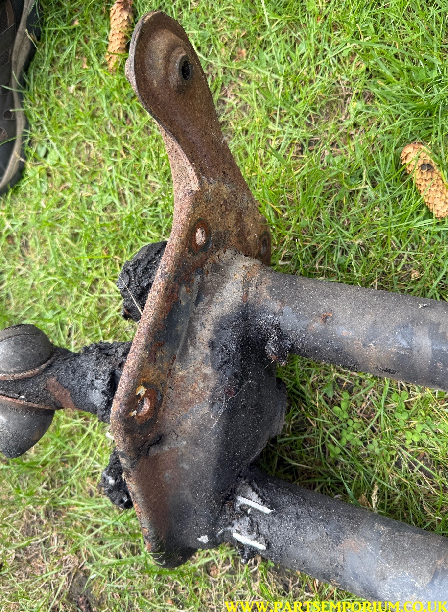 VW Bay window camper axle beam - Image 7